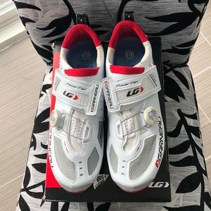SOLD Men’s Louis Garneau TRI 400 Cycling Shoes